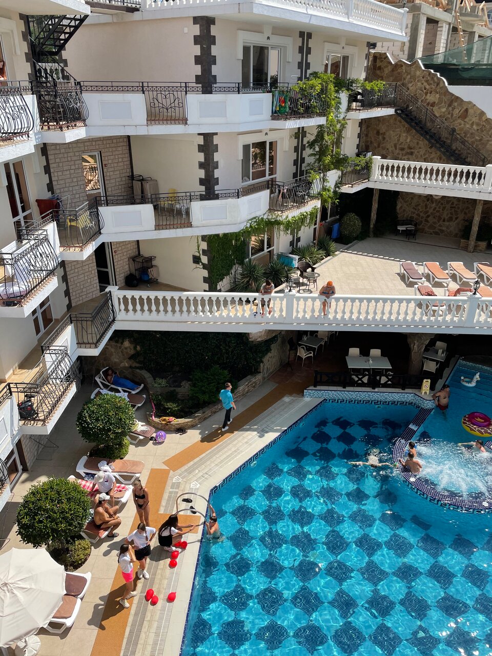 Гостиница Камелот Малореченское-82