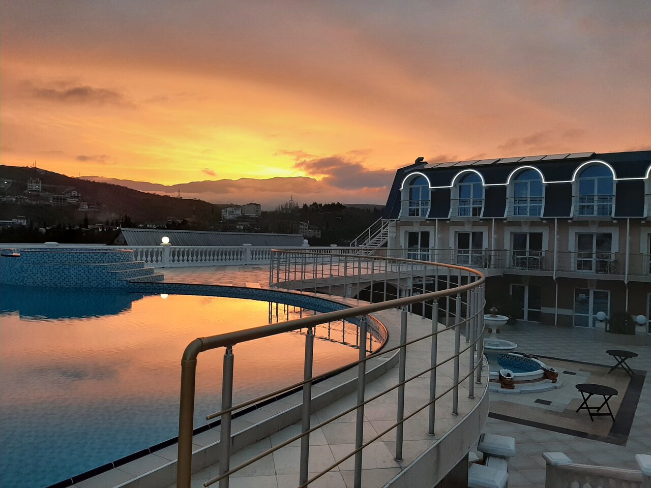 Гостиница Камелот Малореченское-51