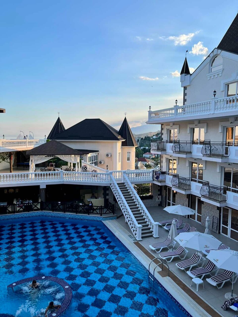 Гостиница Камелот Малореченское-188