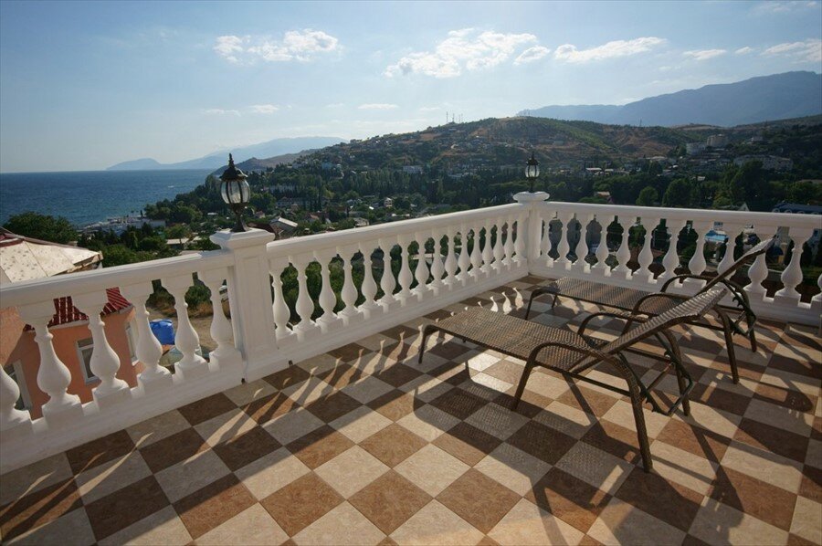 Гостиница Камелот Малореченское-16