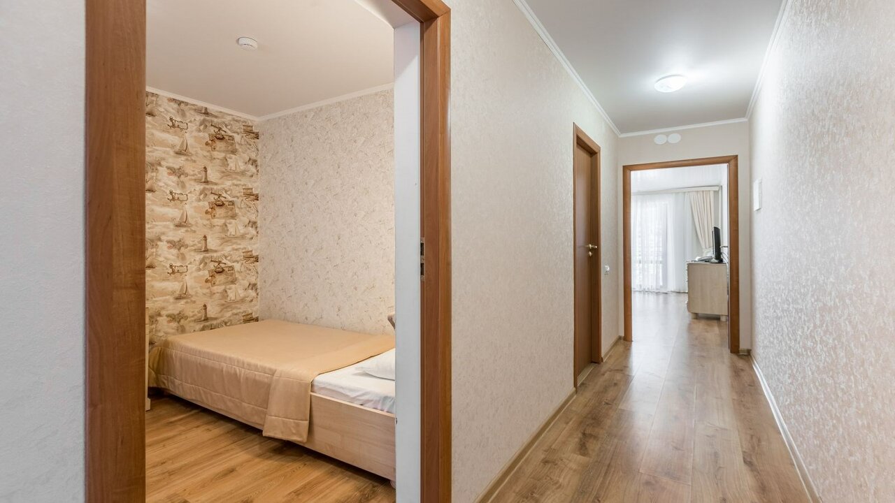 Гостиница Камелот Малореченское