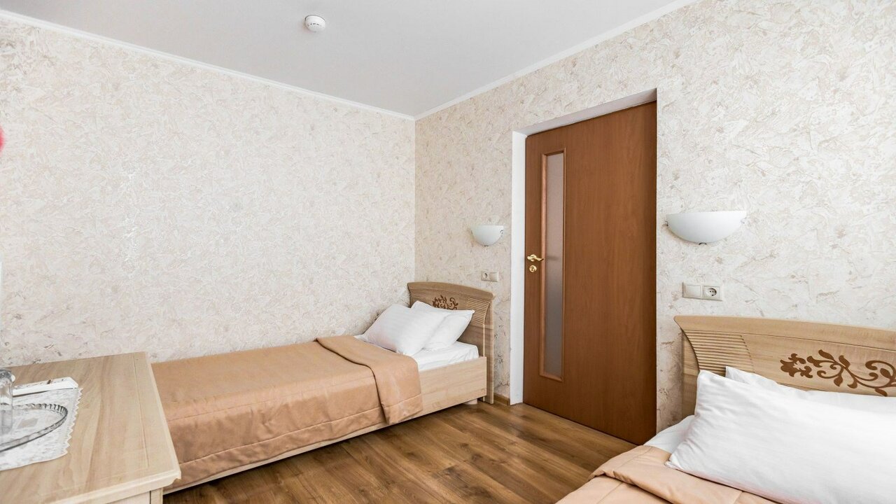 Гостиница Камелот Малореченское