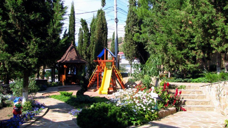 Гостиница Камелот Малореченское-15