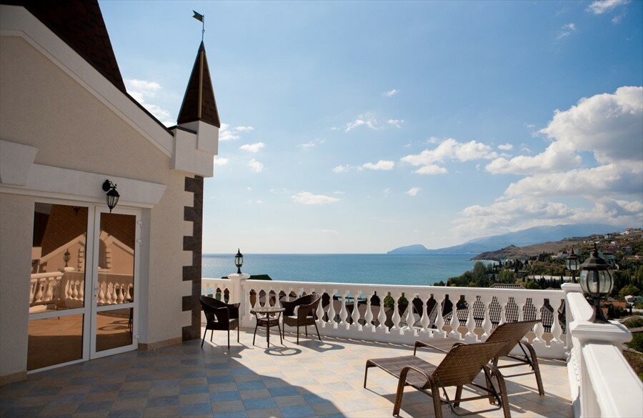 Гостиница Камелот Малореченское-17