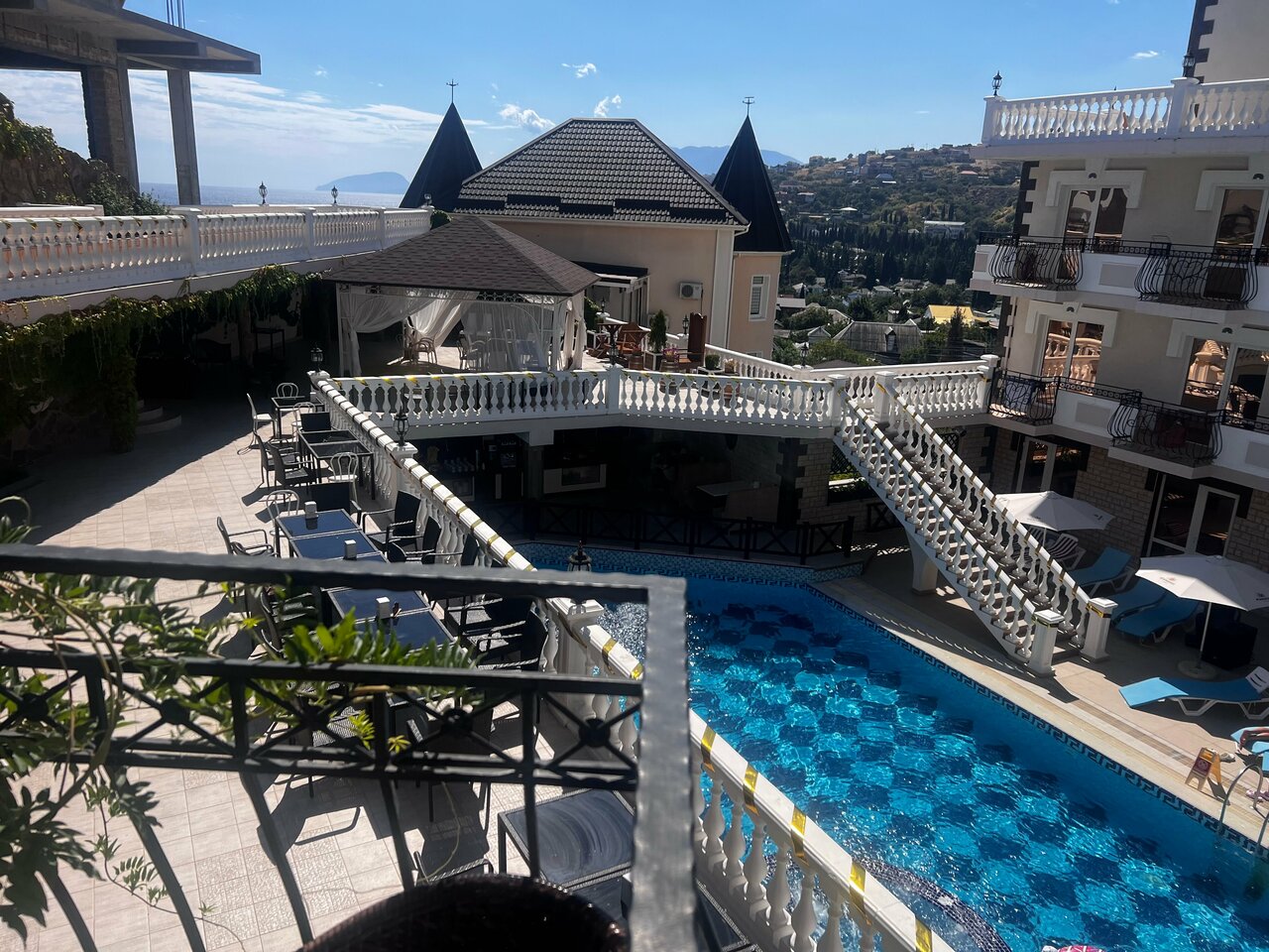 Гостиница Камелот Малореченское-61