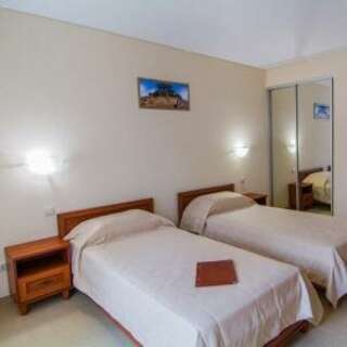 Гостиница Камелот Малореченское Standard-1