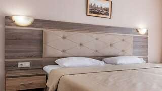 Гостиница Камелот Малореченское Standart-2