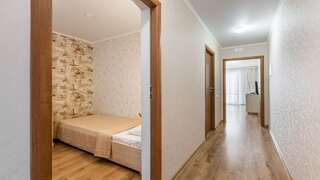 Гостиница Камелот Малореченское Family superior-4