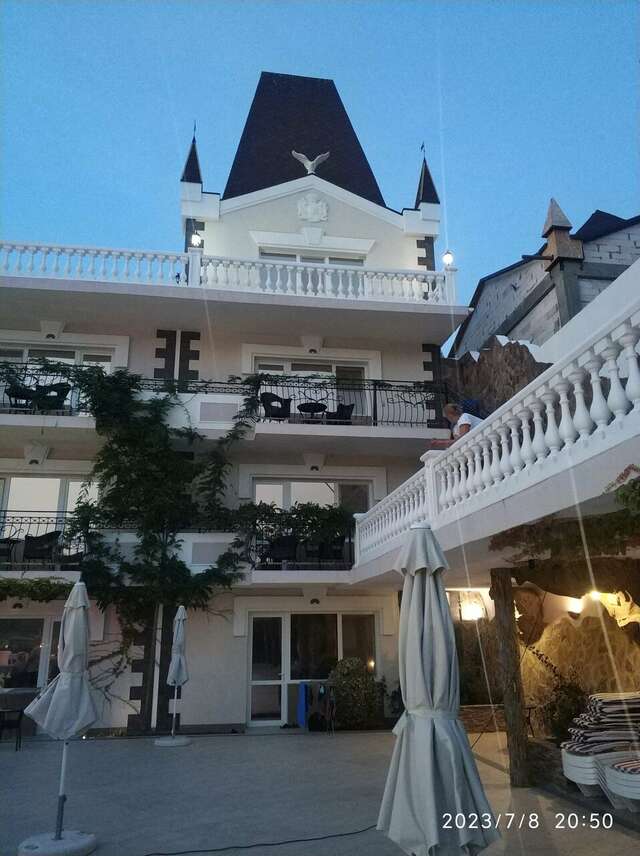 Гостиница Камелот Малореченское-163