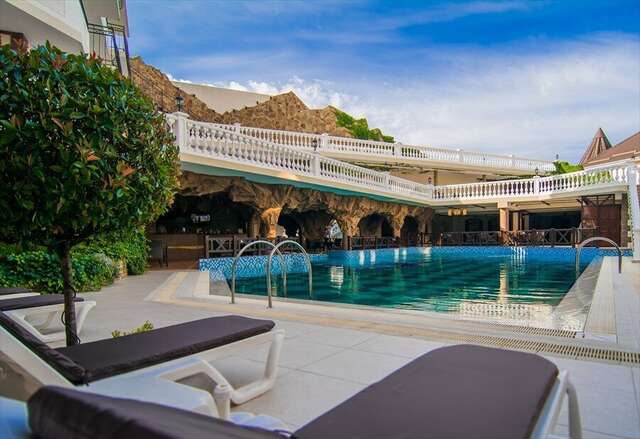 Гостиница Камелот Малореченское-24