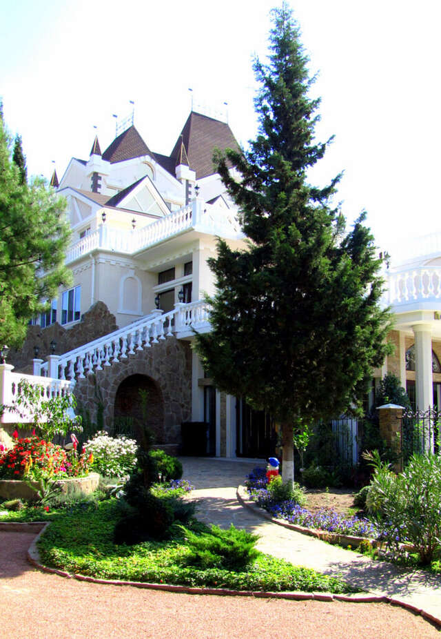 Гостиница Камелот Малореченское-88