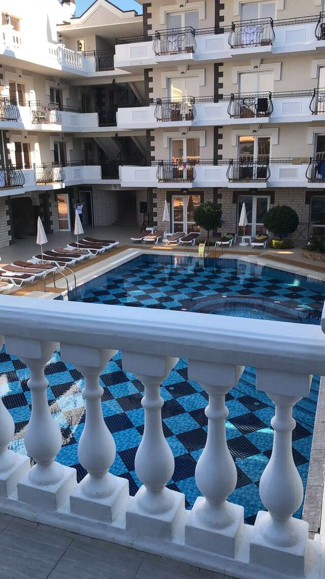 Гостиница Камелот Малореченское-79