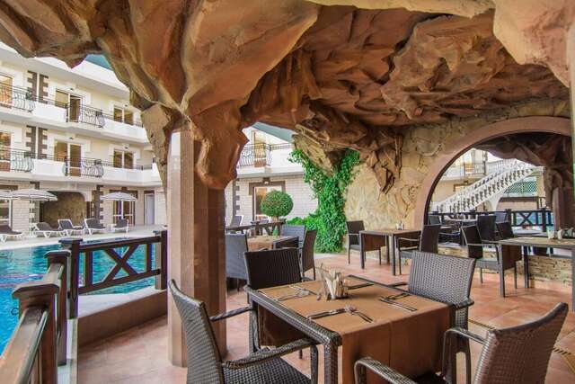 Гостиница Камелот Малореченское-180