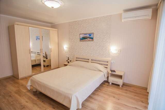 Гостиница Камелот Малореченское-225