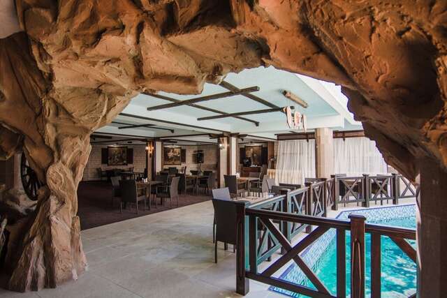 Гостиница Камелот Малореченское-144