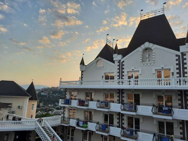 Гостиница Камелот Малореченское-181