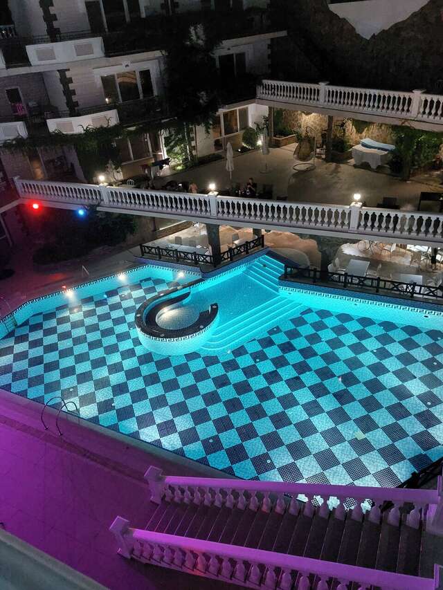 Гостиница Камелот Малореченское-41